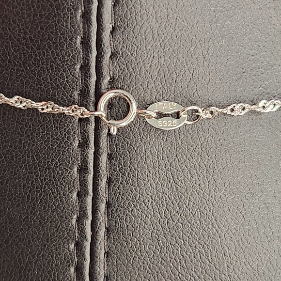 S925 Peridot Christmas tree Pendant necklace in Box - chain stamped Italy - Picture 9 of 9